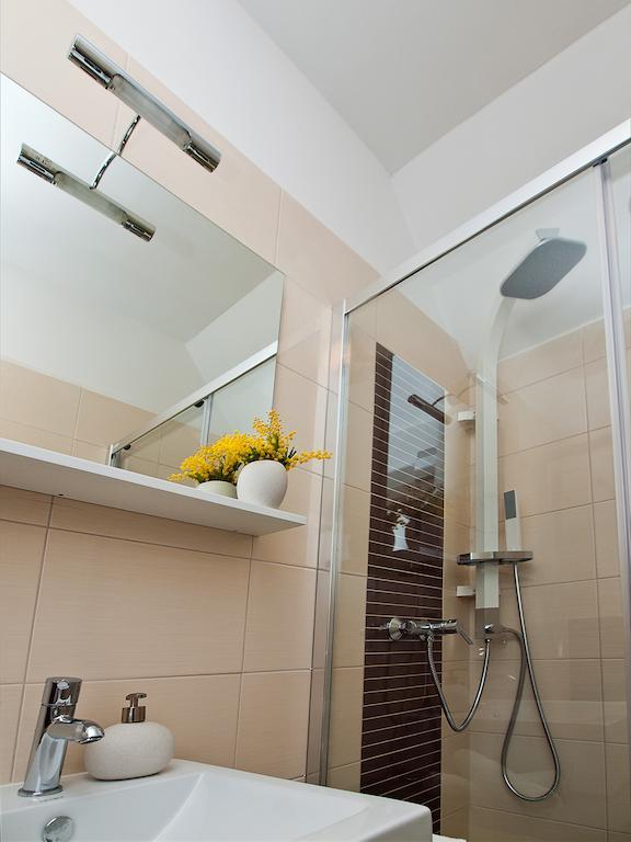 Guest House Leta With Parking سبليت الغرفة الصورة